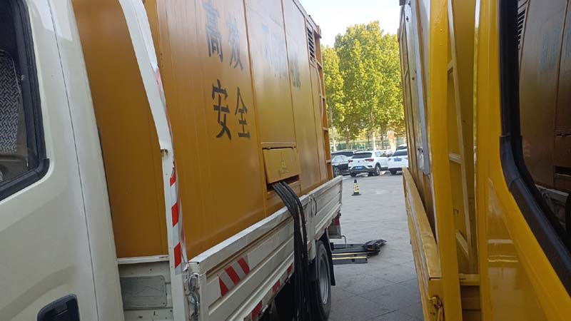 英德如何判断柴油发电机组和UPS电源的切换时间是否符合要求？