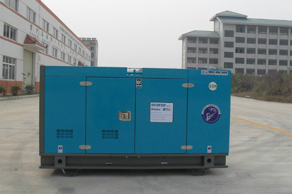 英德发电机租赁如何正确安装空气滤清器？