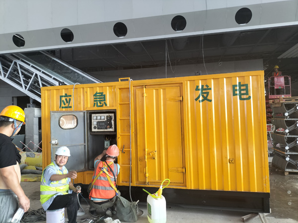 英德怎样判断空气滤清器是否需要更换？